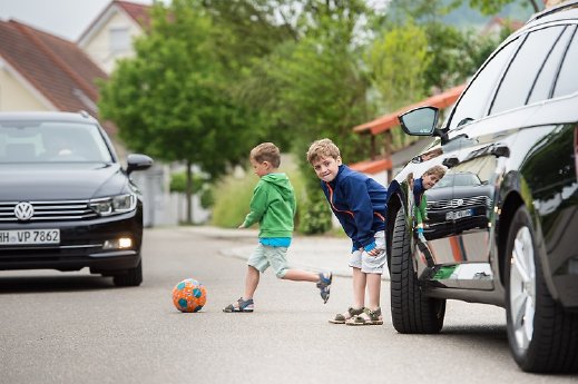 continental-kindersicherheit-im-strassenverkehr.jpg