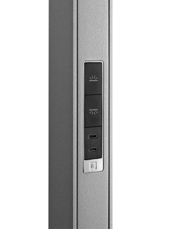 SL730+ - Funktionaler Taster mit USB-Ports.png