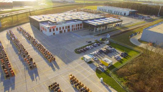 Das neue Logistikzentrum in Polen hat eine Lagerfläche von über 90.000 Quadratmetern
