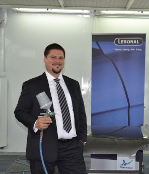 Anton Lovrec_Vertriebsleiter Lesonal Deutschland.JPG