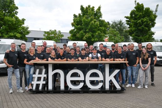 Hallenbau-Team 2025.jpg