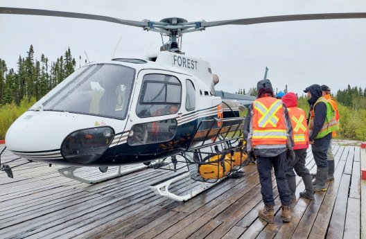 First Mining - Springpole Helikopter_Connektar.jpg