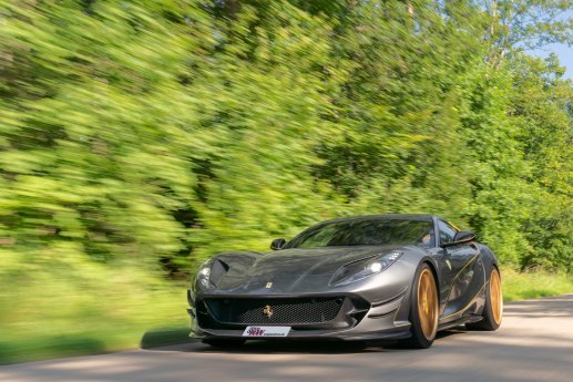 KW_V5_Ferrari_812_Superfast_Fahraufnahme_002.jpg