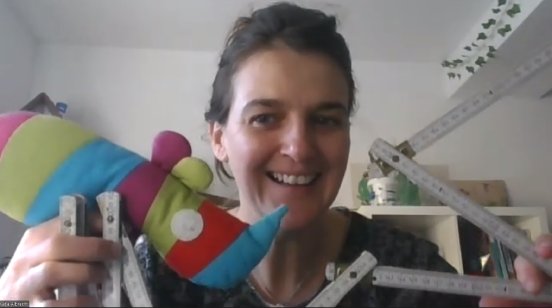 Katja Albrecht vom explorhino veranstaltet Online-Kurse mit Kindergartenkindern.png