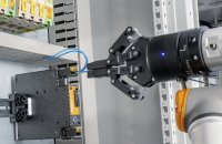OMNIMATE® 4.0 Steckverbinder sind Ready to Robot Dank der innovativen SNAP IN Anschlusstechnik können Leiter schnellstmöglich und werkzeuglos angeschlossen werden – auch in vollautomatischen Verdrahtungsprozessen