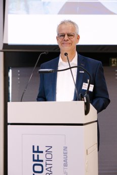 H. Reviol_Wiesbaden_2026.jpg