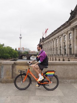 Pride Berlin 2019 CSD jacket_slogan_web.JPG
