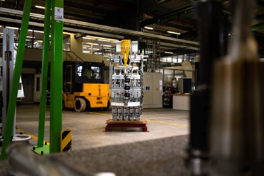 W._MÜLLER_Extrusionskopf_das_Herzstück_des_Extrusionsprozesses_beim_Extrusionsblasformen__W.jpg