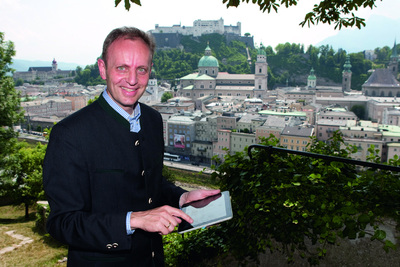 Geschäftsführer Univ.-Doz. Dr. Siegfried Reich ist Stolz auf die neueste Entwicklung seines Teams