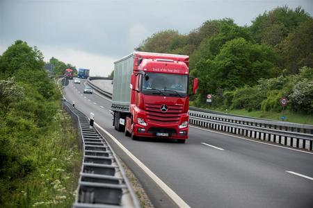 ITK Engineering unterstützt Daimler Trucks bei Fahrerassistenzsystem-Entwicklung