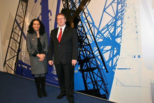 FH Präsident Zickfeld und Bundesbankpräsidentin Sailer- Schuster.jpg