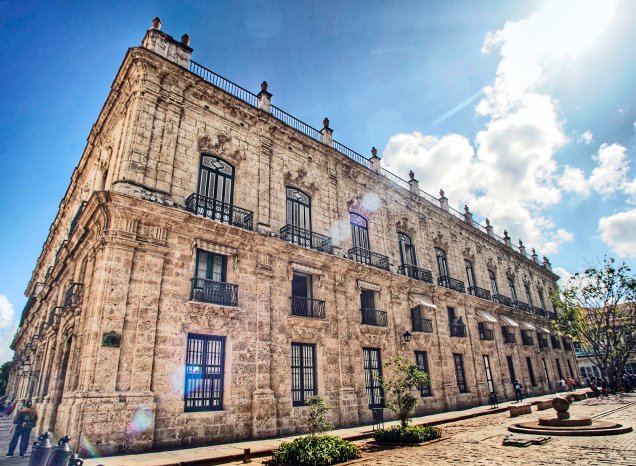 1387 - 2 Palacio de Capitanes Generales in Havanna.jpg
