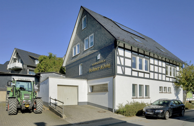 Schön wie eh und je: Auch mit der neuen Wärmedämmung bliebt die Fachwerkoptik am Landgasthof Vollmer-König im sauerländischen Schmallenberg erhalten