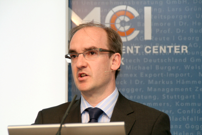 Dr. Hanns-Ferdinand Müller, Vorstand des norddeutschen Energieversorgers RWE, sprach vor wenigen Tagen am MCI / © MCI