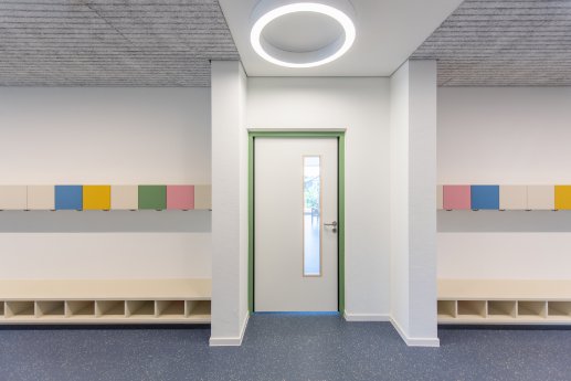 Küffner Fingerschutztüren - Kita Gaiberg 8959-3.jpg