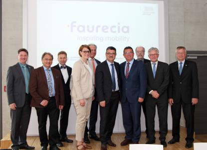 Gruppenfoto Faurecia/TZA/MAI Carbon