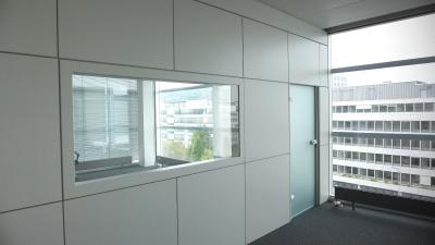 ISIDesign Trennwand Ausbau eines TV Studios für den internationalen TV-Sender „CNN-Money Switzerland“