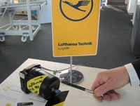 Lufthansa Technik Flugzeughöhenmesse mit RFID-Tag