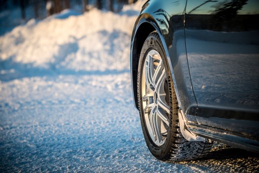 Bridgestone Blizzak LM005 gewinnt Auto Zeitung Winterreifentest 2024.jpg