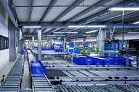 An extensive conveyor system connects Möve-Frottana’s new warehouse to the picking stations. (Source: TGW Logistics Group GmbH)