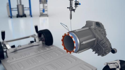 Imprägnieren: Auftragung von Harzmasse auf einen Elektromotor – Ausschnitt aus dem neuen Video. / Resin mass application on electric motor - excerpt from the new video.