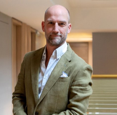 Harro Booth-ElbOil-Hamburg.jpeg