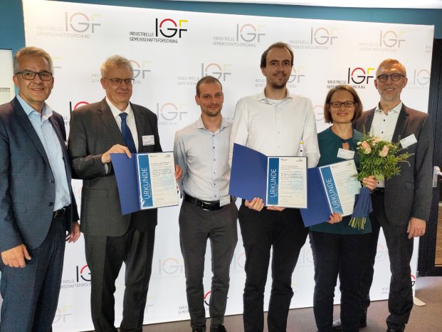 Gruppenbild der Gewinner IGF-Projekt des Jahres (Quelle-AIF).jpg