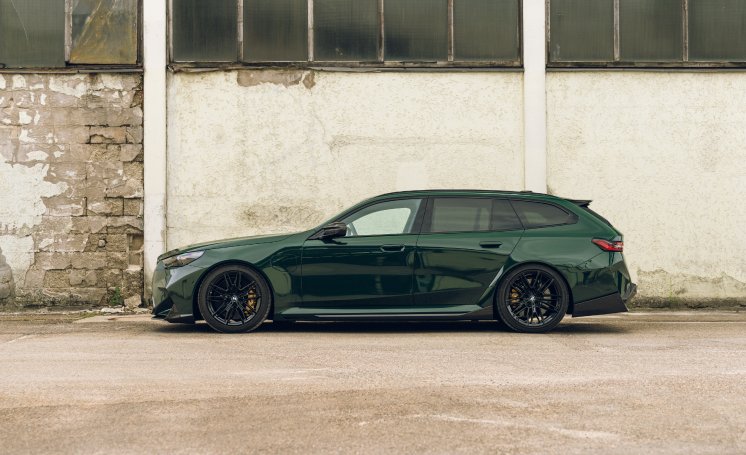 KW_V4_BMW_M5_G99_Touring_Standaufnahme_001.jpg