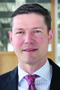 Welche Änderungen bringt das neue Termineservice- und Versorgungsgesetz mit sich? Professor Dr. Andreas Ladurner hat es unter die Lupe genommen / Bildnachweis: © Hochschule Aalen / Christian Kling