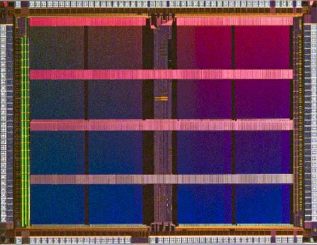 Mikrofoto eines Freescale 4 Mbit MRAM Halbleiter-Chips small.gif