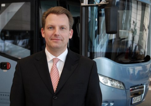Robert Katzer (43) wird mit sofortiger Wirkung neuer Leiter des Verkaufs Bus der MAN Truck .jpg