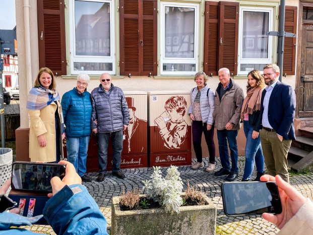 Enthüllung Verteilerkästen Marktplatz 220322.jpg