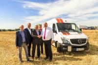 (v.l.n.r.): Berthold Rinsche, Leiter Ansiedlung und Standortentwicklung Wirtschaftsförderung Hamm (WFH), Dr. Peter Becker, stellvertretender Geschäftsführer WFH, Wolfgang P. Albeck, Vorsitzender der Geschäftsführung trans-o-flex, Dr. Karl-Georg Steffens, Geschäftsführer WFH, Oberbürgermeister Hamm Thomas Hunsteger-Petermann (Bildrechte: Thorsten Hübner, Stadt Hamm)
