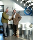 Norbert Schroeder (l.) übernimmt das Steuer von Markus Tappert