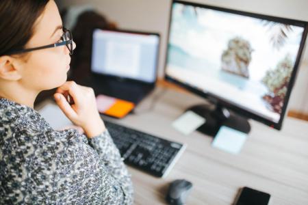 IT-Ausstattung im Büro oder im Home Office