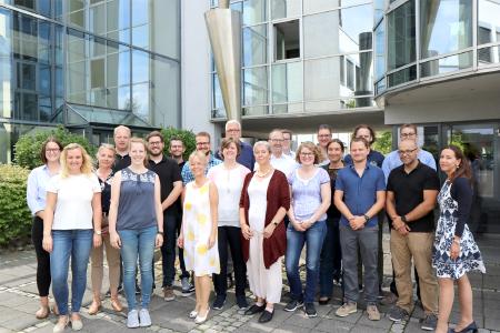 Die CONET-Ausbilder und -Ausbilderinnen betreuen aktuell 43 Auszubildende in den Bereichen Fachinformatik und Büromanagement