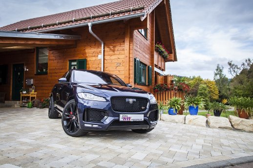 low_KW_Jaguar_F-Pace_005.jpg