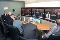 International vernetzt: Im Mai 2014 fand das erste virtuelle Round Table-Gespräch der Euritas statt. 46 Diskutanten aus Ministerien und IT-Unternehmen der öffentlichen Verwaltung nahmen an 18 Standorten in ganz Europa daran teil. Hochkarätige Redner - darunter auch Euritas-Mitbegründer Hubert Ludwig - erklärten ihre Sicht zum Thema Governance-Strategien für E-Government-Services. Das DVZ organisierte und leitete die Konferenz als Host.
