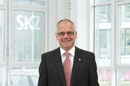 Robert Schmitt