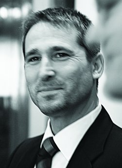 Udo_Jung_sw_Hochformat.jpg