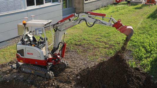 Der „Software-Driven Excavator“ im Einsatz.