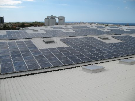 La Réunion 1. zu Pressemitteilung -Solarstrom in Übersee und Osteuropa-.jpg