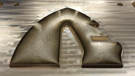 MSP produziert prägende Werkzeuge mit Lasergraviermaschine von LANG