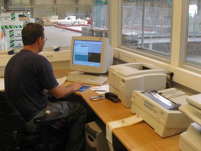 Typischer Leitstand eines Betonfertigteilwerkes