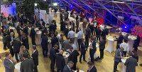 Der Composites United e.V. (CU) feierte am 26. November 2024 sein 20-jähriges Bestehen mit etwa 200 Gästen in der Solarhalle in Stade.