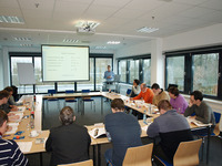 Vorbereitungen auf den Praxis-Workshop im Schulungszentrum von ACE mit Vertriebspartnern