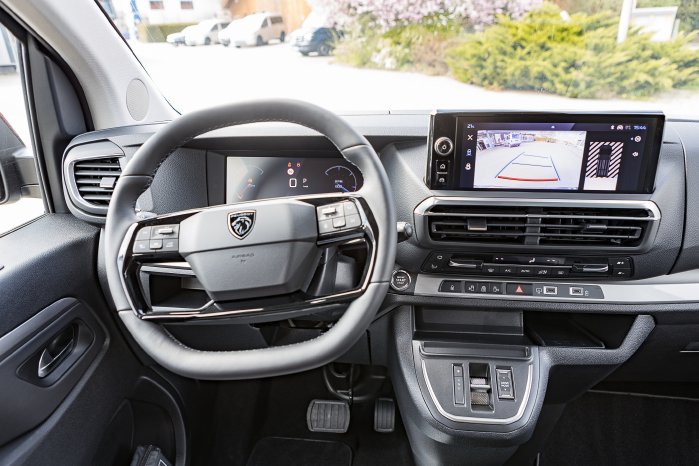250415_PeugeotTravellerNEW-3413.jpg