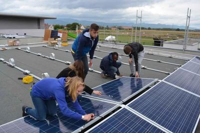 Schülerbauen Solaranlage