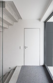 Küffner Aluminiumzarge BZS 8107.jpg