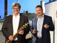 Vario-DP steht für hohe Zuverlässigkeit und Genauigkeit – das unterstreichen die Brüder Axel und Julian Gampper